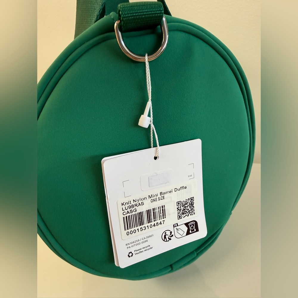 New LULULEMON Knit Nylon Mini Barrel Duffle Bag Crossbody Handbag Cascade Green - Picture 2 of 9